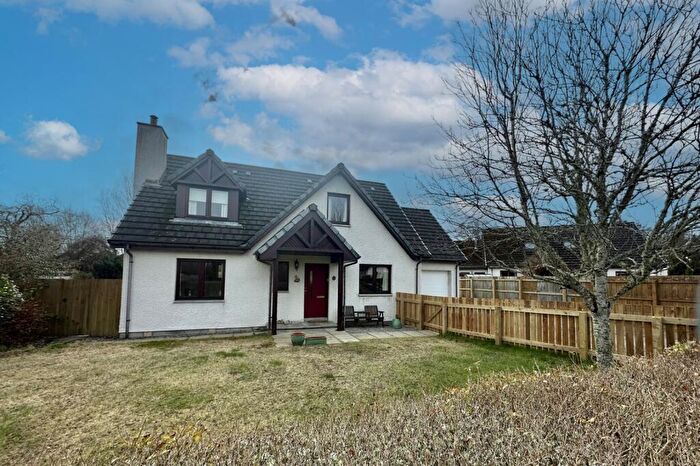 4 Bedroom Detached House For Sale In Hillpark Brae, Munlochy, IV8