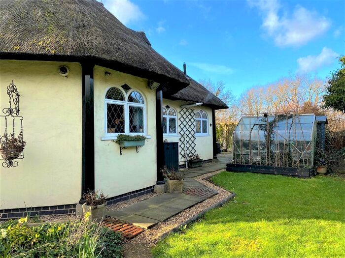 3 Bedroom Cottage To Rent In Upshire Hall, Honey Lane, Waltham Abbey EN9