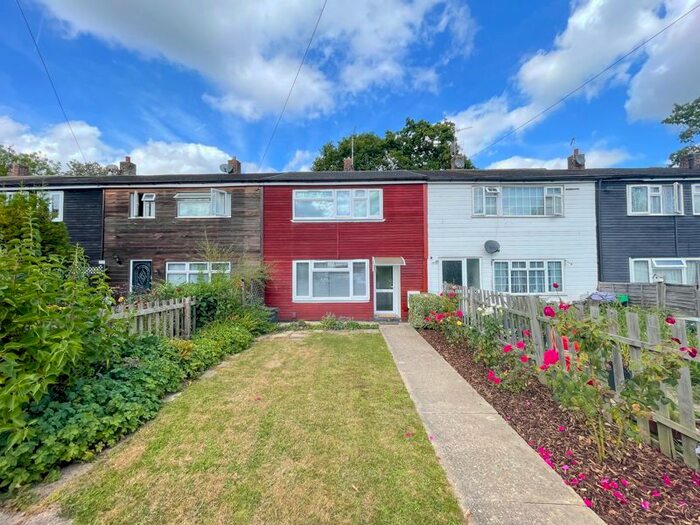 3 Bedroom Terraced House To Rent In Cedar Drive, Edenbridge, TN8