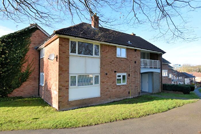 2 Bedroom Flat To Rent In West Thorpe, Basildon, SS14