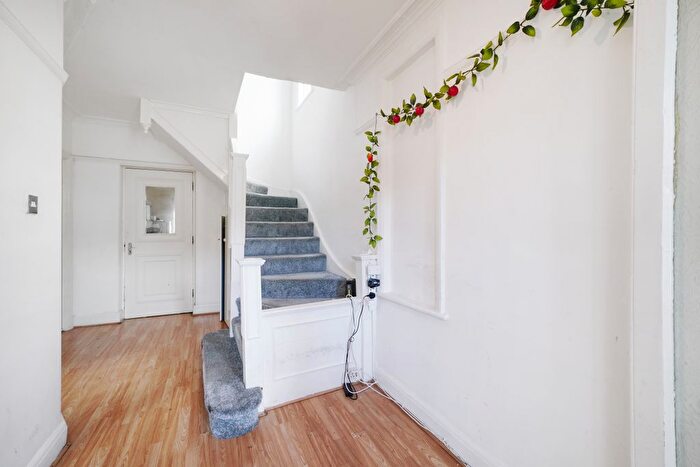 5 Bedroom Semi-Detached House For Sale In Kingsway, Wembley, HA9