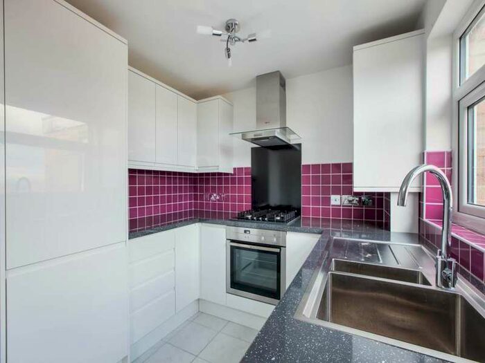 1 Bedroom Apartment To Rent In Shirley Road, Wallington, Surrey, SM6