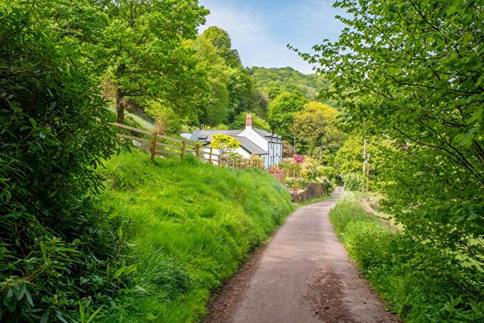 4 Bedroom Cottage For Sale In Glyn Road, Whitebrook, NP25