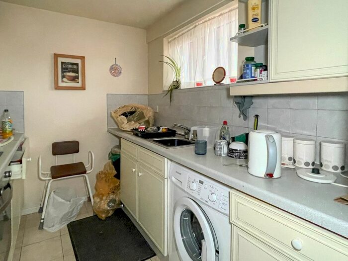 1 Bedroom Flat To Rent In London Road, Leicester, LE2