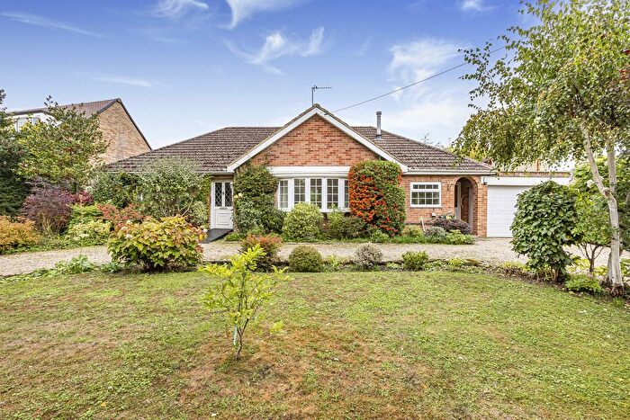 4 Bedroom Detached Bungalow For Sale In Mill Street, Kidlington, OX5