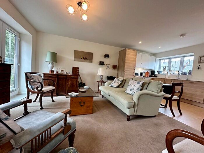 3 Bedroom Semi-Detached House For Sale In Canon Woods Close, DT9