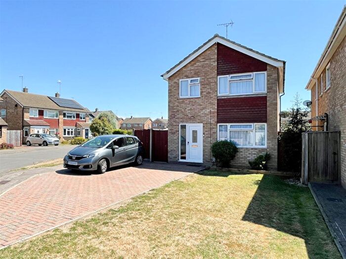 3 Bedroom House To Rent In Woodman Close, Leighton Buzzard, LU7