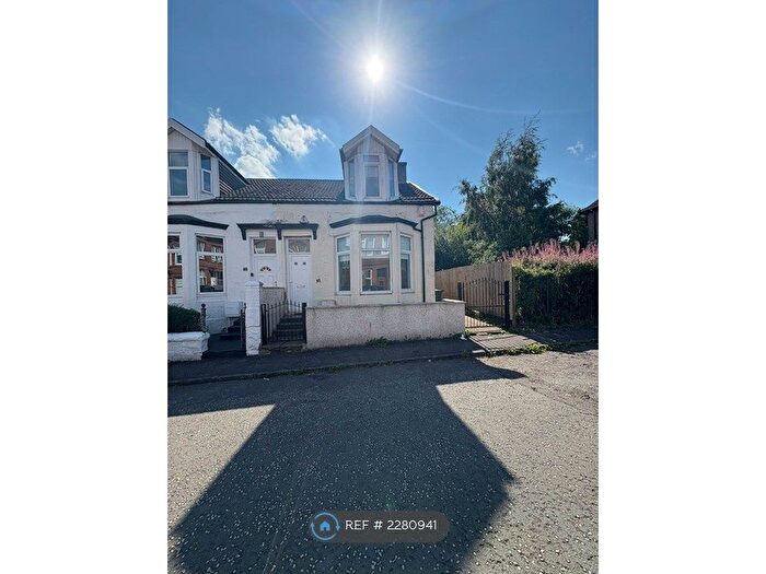 3 Bedroom Semi-Detached House To Rent In Denbrae Street, Glasgow, G32