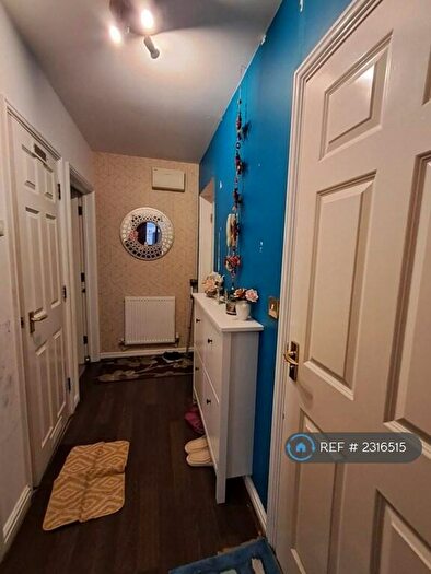 2 Bedroom Flat To Rent In Blackthorn Road, Ilford, IG1