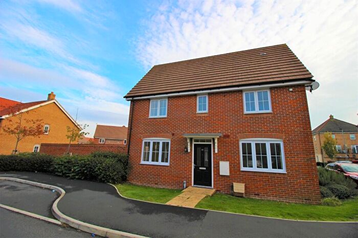 3 Bedroom End Of Terrace House To Rent In Culverhouse Road, The Sidings, Swindon, SN1