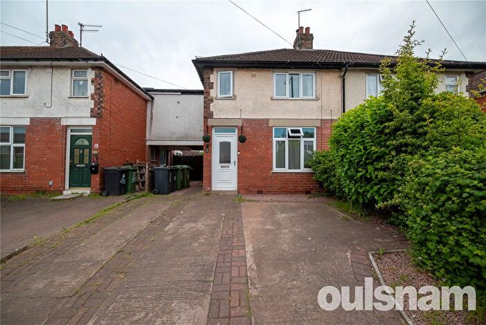 3 Bedroom Semi-Detached House To Rent In Hewell Road, Redditch, Worcestershire, B97