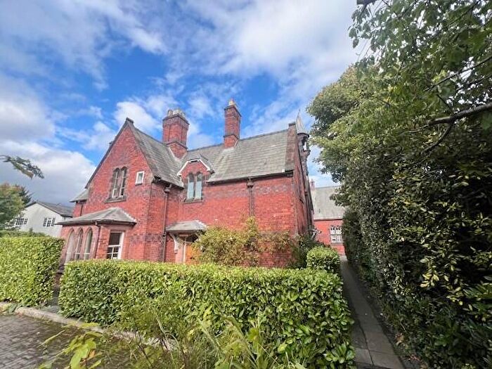 3 Bedroom Mews To Rent In Hartford Road, Davenham, CW9