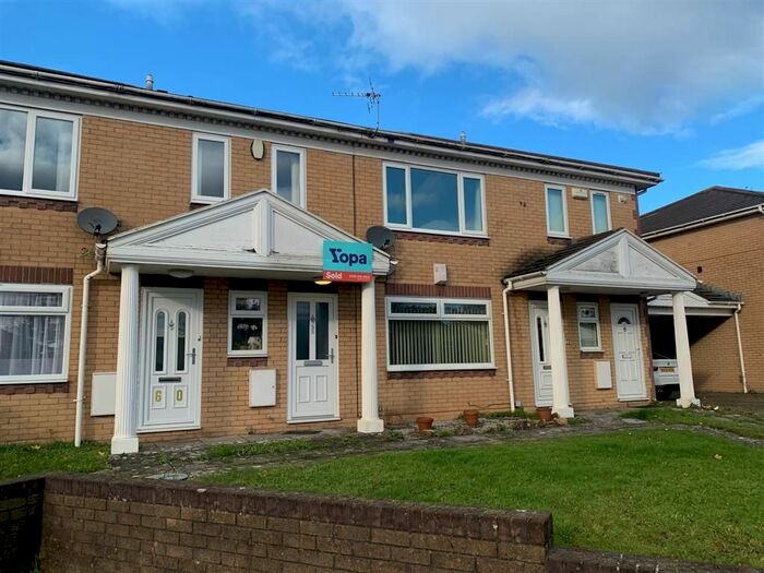 2 Bedroom Property To Rent In Powderham Drive, Cardiff, CF11