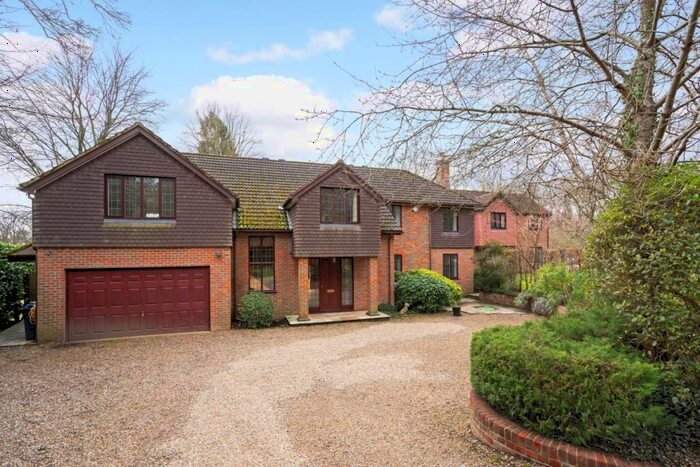 5 Bedroom Detached House To Rent In The Grove Latimer, HP5