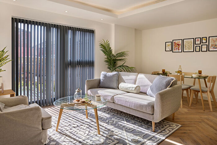 3 Bedroom Apartment To Rent In Northgate Road, Stockport, Greater Manchester, SK3