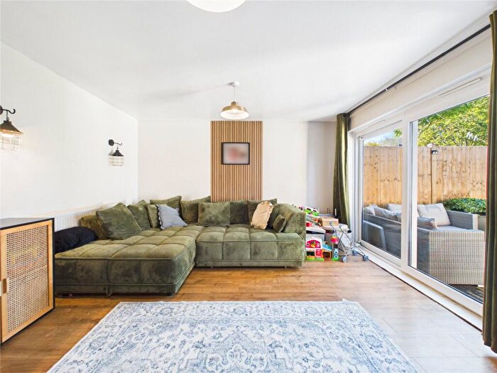 3 Bedroom Terraced House For Sale In Pinkhams Twist, Bristol, BS14