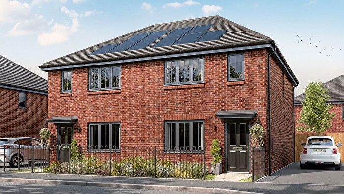 2 Bedroom Terraced House For Sale In Bluebell Drive, Newark, NG24