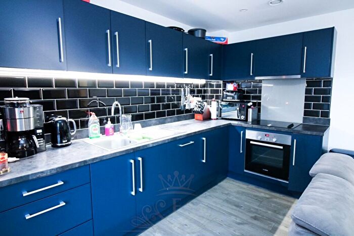 2 Bedroom Flat For Sale In Keel Road, Southampton, Hampshire, SO19