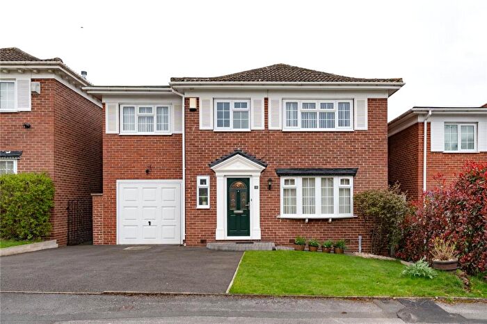 4 Bedroom Detached House For Sale In Oakwood Garth, Oakwood, Leeds, LS8