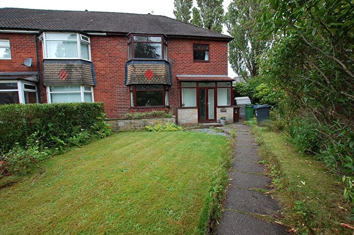 3 Bedroom Semi-Detached House To Rent In Witham Street, Ashton-Under-Lyne, Greater Manchester, OL6
