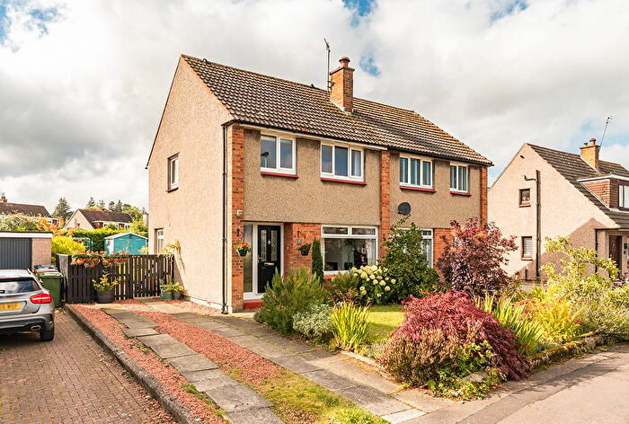 3 Bedroom Semi Detached House For Sale In Cairnbank Road, Penicuik, EH26