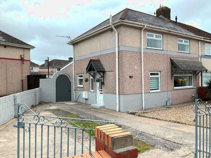 3 Bedroom Semi-Detached House To Rent In Olive Street, Llanelli, Carmarthenshire., SA15