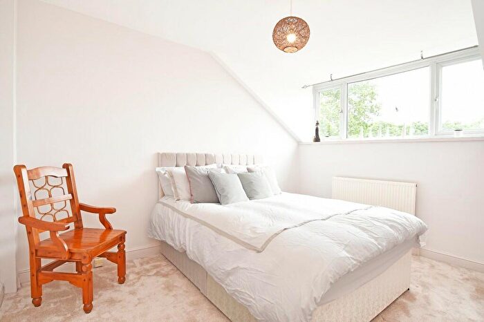 2 Bedroom Apartment To Rent In Lancaster Road, Harrogate, HG2