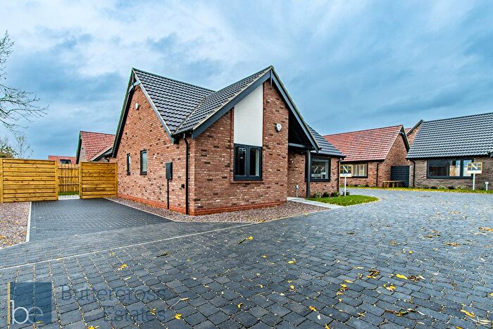 2 Bedroom Detached Bungalow To Rent In Main Road, Long Bennington, NG23