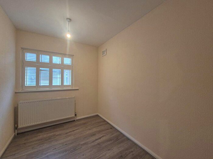 2 Bedroom Bungalow To Rent In Beachwood Avenue, Kingswinford, DY6