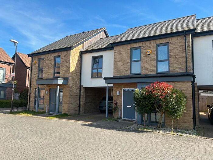 2 Bedroom Terraced House To Rent In Flowers Mews, Oakgrove, MK10