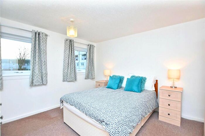 3 Bedroom Terraced House For Sale In Ettrick Terrace, Johnstone, Renfrewshire, PA5