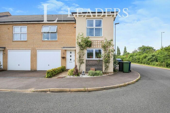3 Bedroom End Of Terrace House To Rent In Cranesbill Close, Cambridge, CB4