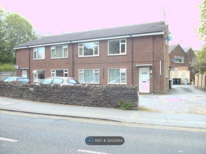 2 Bedroom Flat To Rent In Park Lane, Macclesfield, SK11