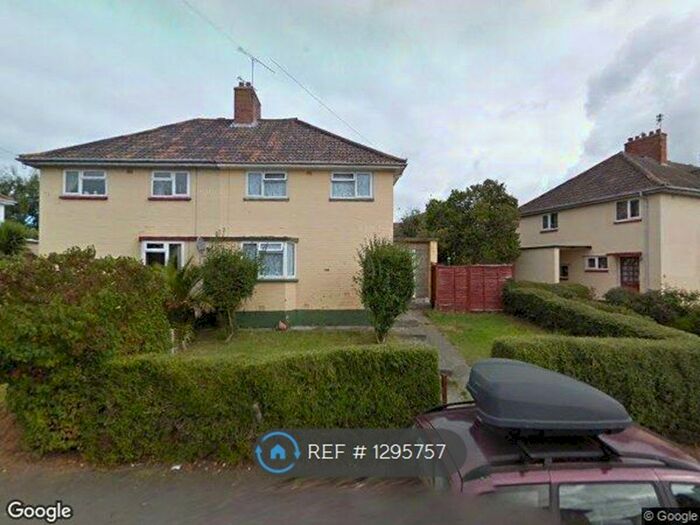 3 Bedroom Semi-Detached House To Rent In Bridgwater, Bridgwater TA6