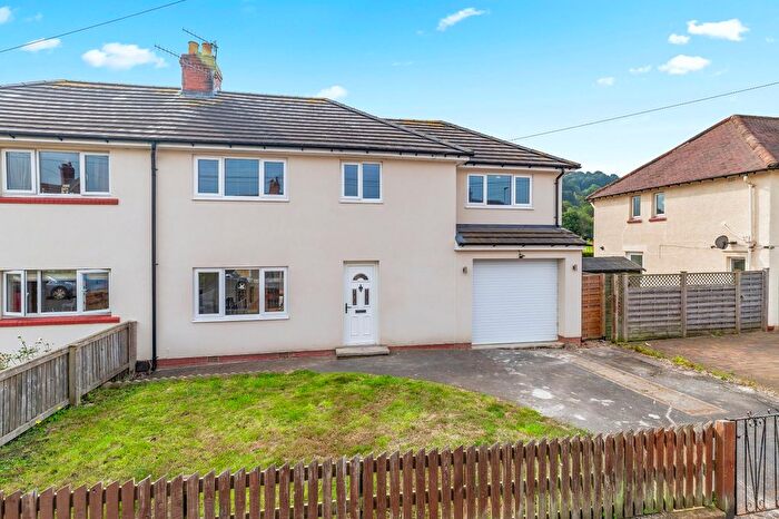 4 Bedroom Semi-detached House For Sale In Caxton Road, Otley, West Yorkshire, LS21