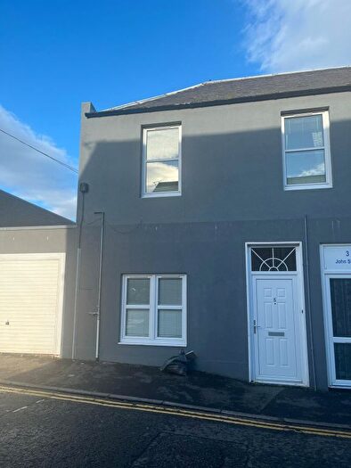 2 Bedroom Flat To Rent In John Street, Blairgowrie, PH10
