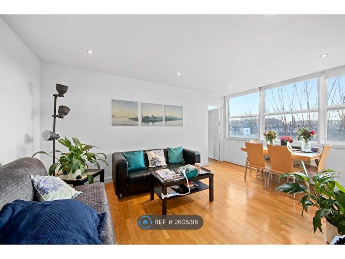 1 Bedroom Flat To Rent In Kensington Church Street, London, W8