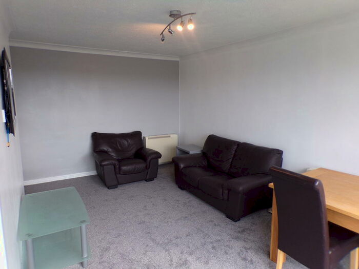 2 Bedroom Apartment To Rent In Lowick Court, South Gosforth, NE3