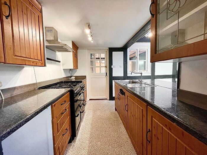 3 Bedroom Terraced House To Rent In Walpole Street, Weymouth, DT4