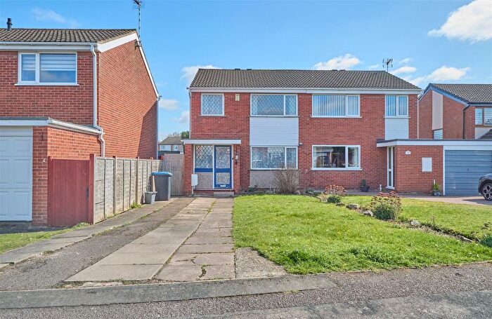 3 Bedroom Semi Detached House For Sale In Hereford Close, Barwell, Leicester, LE9