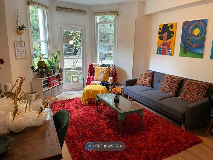 1 Bedroom Flat To Rent In Hammersmith, London, W14