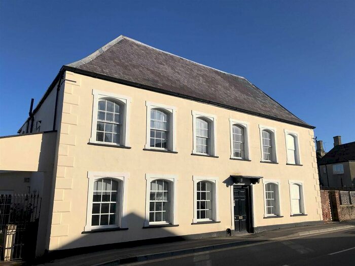 2 Bedroom Flat To Rent In Fitzhardinge House, Marybrook Street, Berkeley, GL13