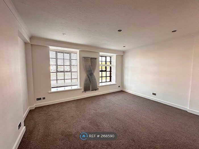 3 Bedroom Terraced House To Rent In Rope Street, London, SE16
