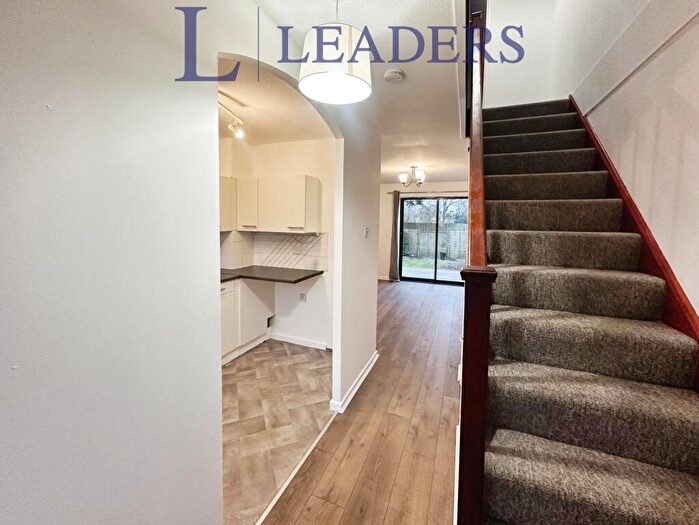 2 Bedroom End Of Terrace House To Rent In Pilgrims Walk, BN13