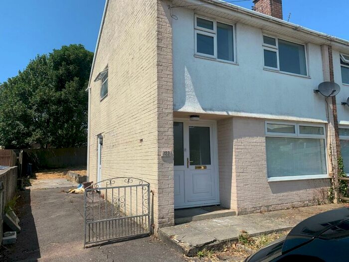 3 Bedroom House To Rent In Merlin Crescent, Bridgend, CF31