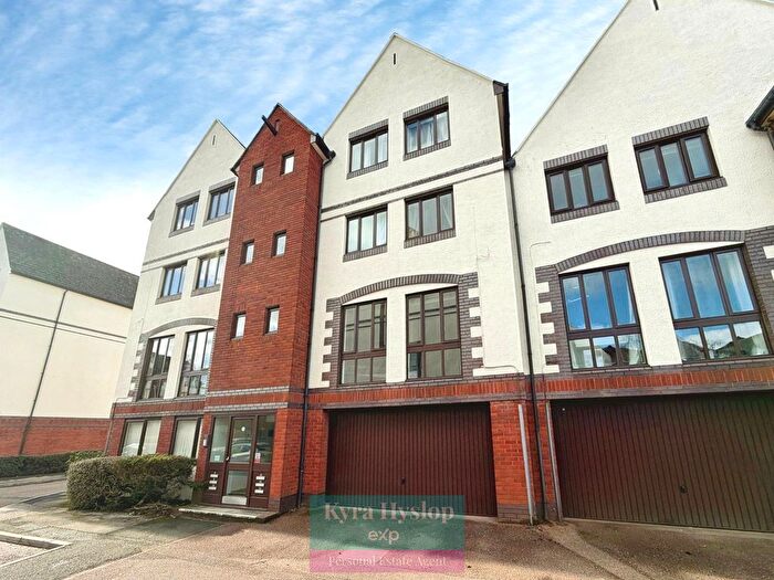 1 Bedroom Flat For Sale In Water Lane, Exeter, EX2