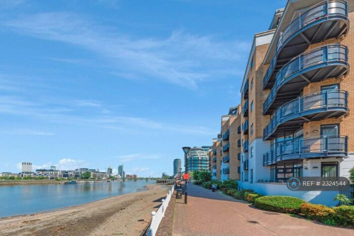 2 Bedroom Flat To Rent In Cotton Row, London, SW11