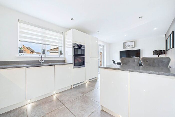 4 Bedroom Detached House For Sale In Harburn Place, Motherwell, ML1