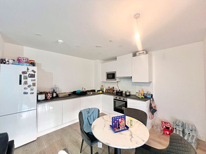 2 Bedroom Flat To Rent In Griffiths Close, Birmingham, B12