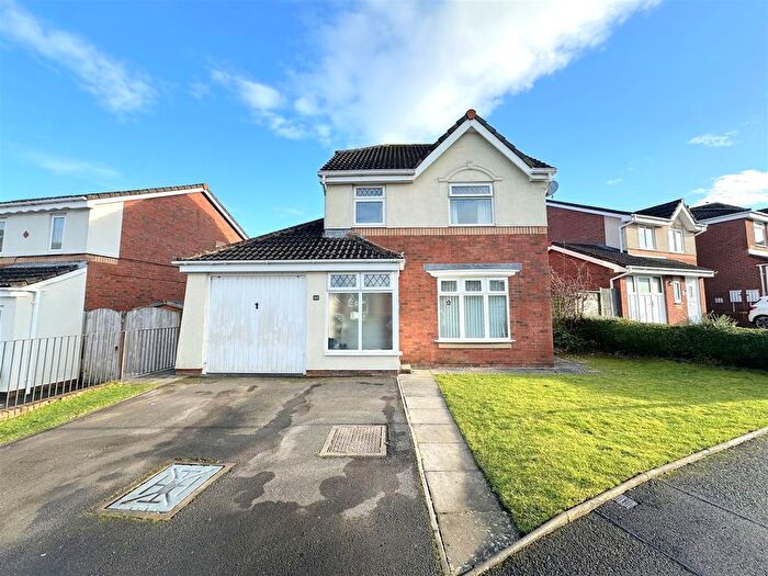 3 Bedroom Detached House For Sale In Walkmill Crescent, Carlisle, CA1